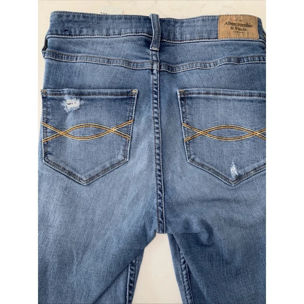Abercrombie & Fitch Womens OOS Super Skinny Ankle High Rise‎ Jeans Distressed 24